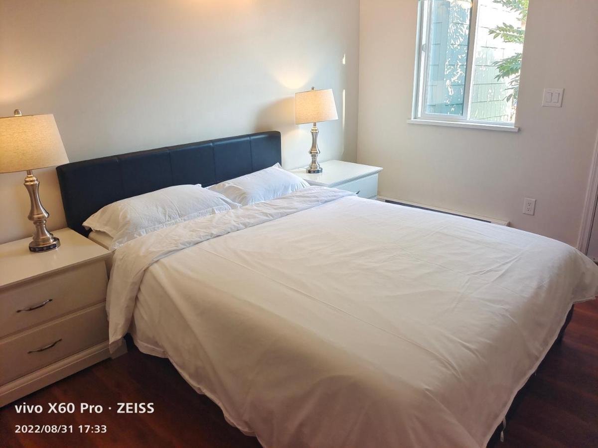 Romantic Homestay Coquitlam Eksteriør bilde